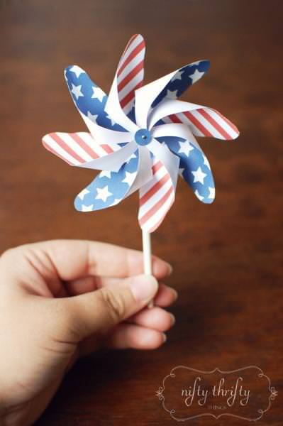 tip-free-4th-of-july-printable-pinwheels-image-1.jpg