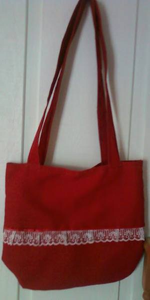 tip-handmade-red-bag-1-image-1.jpg