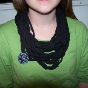 tip-t-shirt-scarves-image-1.JPG