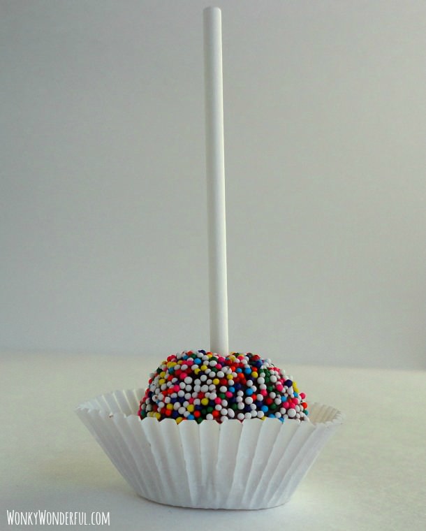 Oreo-Sprinkle-Truffle-Pops-55
