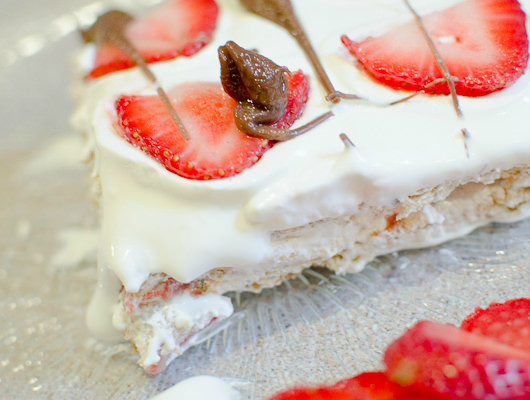 No-Bake-Strawberry-Icebox-Cake-3