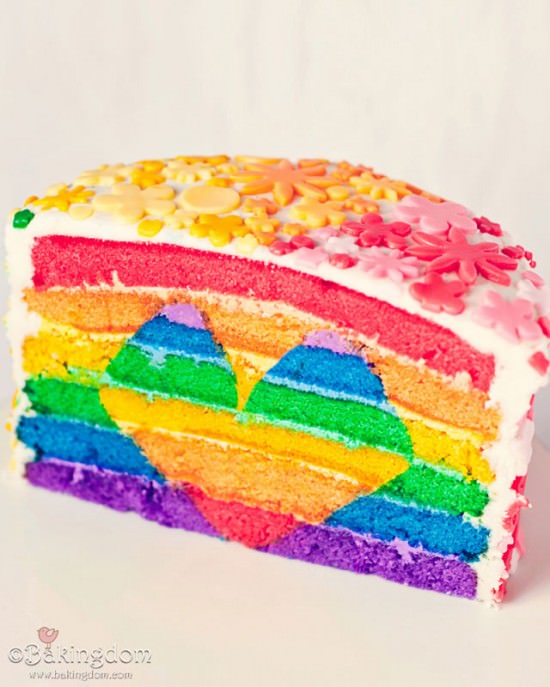 Inside-Rainbow-Heart-Cake-550x687