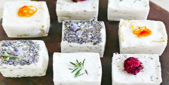 homemade bath bombs