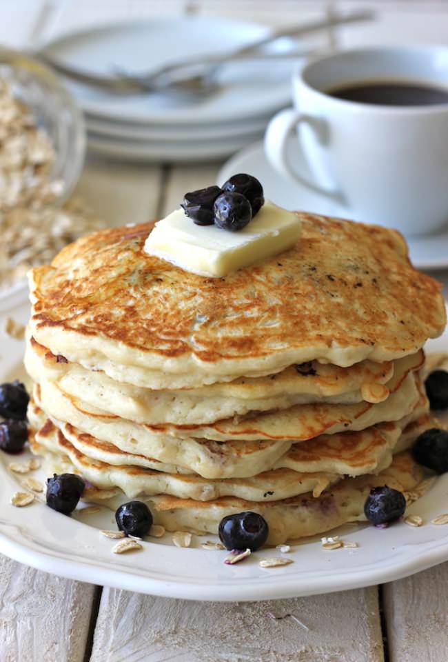 Blueberry Oatmeal Yogurt Pancakes