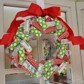 Rolled Paper Christmas Wreath {Christmas Wreath Tutorial}