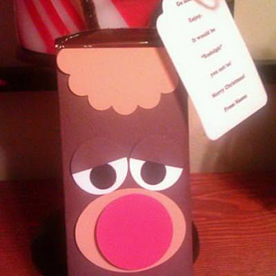 Rudolph Chocolate Bar Gift {Stocking Stuffers}