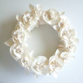 How to Make a Paper Flower Wreath {a wreath}