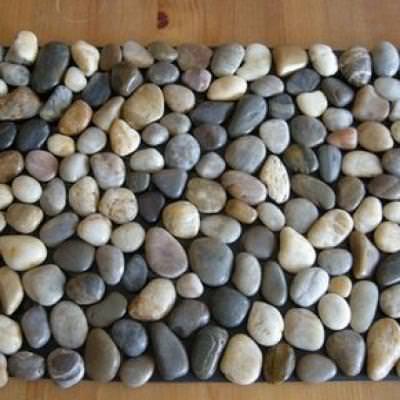 How to Make a Pebble Stone Mat {inspired by Crate & Barrel}}