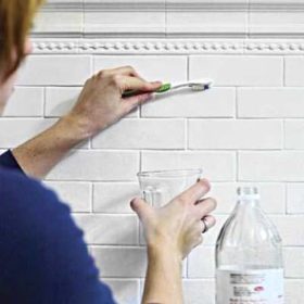 How to Whiten Tile Grout