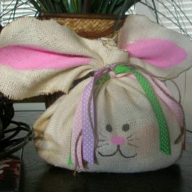 Burlap Bunny {Easter Craft}