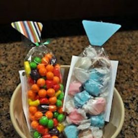Candy Tie Gift {treats}