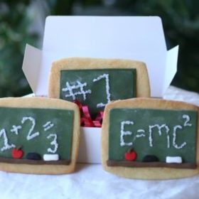 Chalkboard Cookies with Fondant Icing {Recipe}