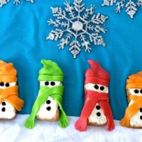 Iced Snowman Cookies {Crafts for Children}