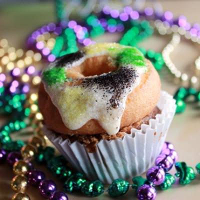 Mardi Gras King Cake Cupcakes