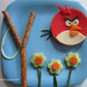 Red Angry Bird Lunch