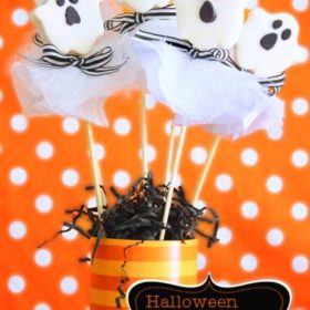 Halloween Oreo Ghost Pops {Edible Halloween Crafts}