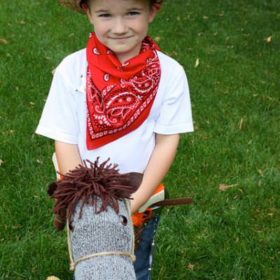 Hobby Horse Toy {Christmas Gifts}