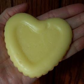 Homemade Lotion Bar {Bath and Beauty}