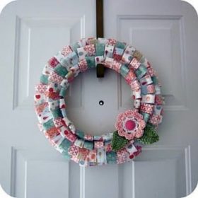 Patterned Paper Wreath {paper craft}