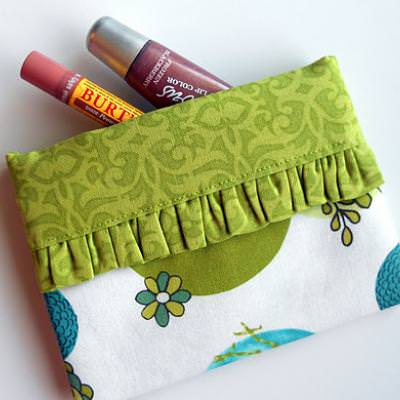 Snappy Mini Fabric Bag {Tutorial}