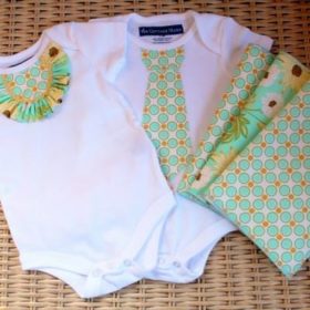 Twin Boy and Girl Onesies {Baby Shower}