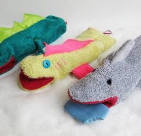 Washcloth Hand Puppets {Free Pattern}