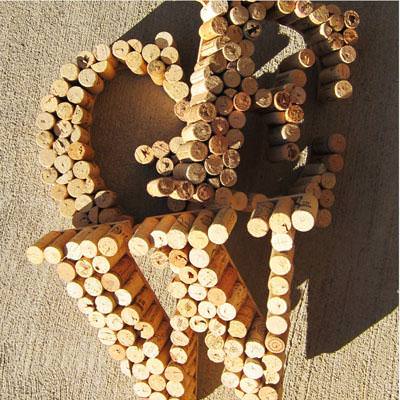 Wine Cork Monograms {Repurposed} – Tip Junkie