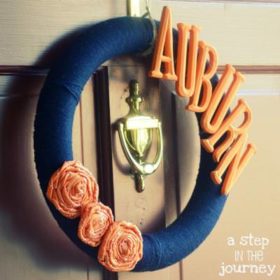 Yarn Wreath with Roses {How-To}