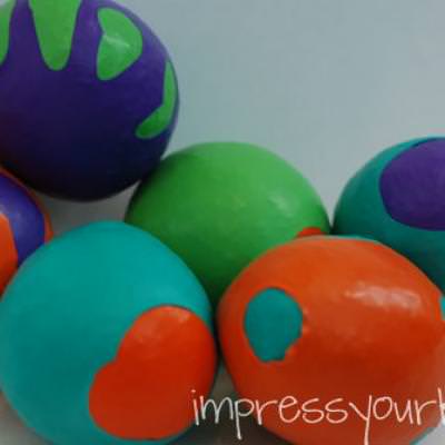 How To Make Juggling Balls {Family Craft}
