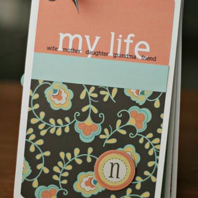 Mother's Day Mini Album {Papercraft}