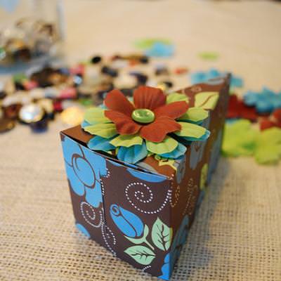 Paper Cake Tutorial {How To Paper Ideas}