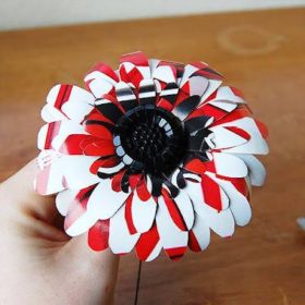 Paper Gerbera Daisies {Papercraft}