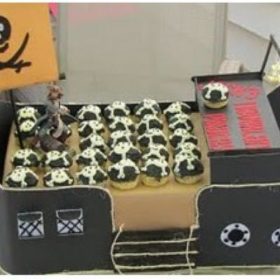 DIY Pirate Ship Cupcake Display