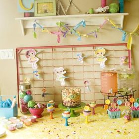 LaLaLoopsy Birthday Party {Birthday Party Ideas for Girls}