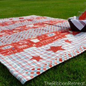 Sew A Patriotic Picnic Blanket {Picnic Ideas}