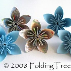 Folded Paper Flowers {Tutorial}