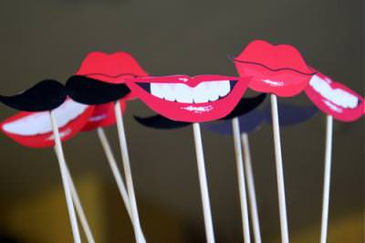 Free Printable Lips and Mustaches {diy} – Tip Junkie