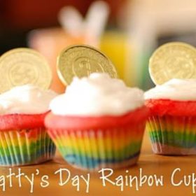 How To Make St. Patrick's day Rainbow Cupcakes