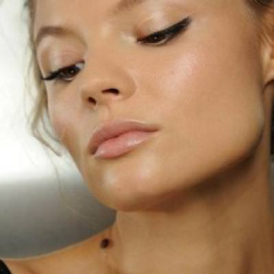 Microdermabrasion Treatment at Home {Facial Scrubs}