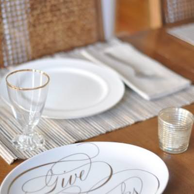 Beautifully Simple Thanksgiving Tablescape {Thanksgiving Table}