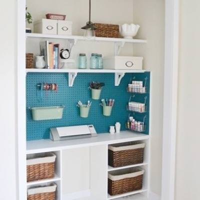 Craft Closet Makeover {Makeovers}