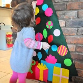 Felt Play Christmas Tree {Christmas Tree}