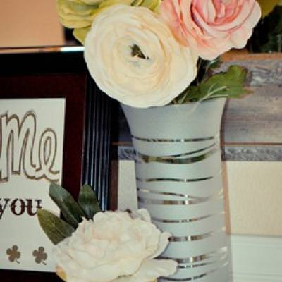 Frosted Glass Vase {Vases}