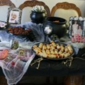 Halloween Food Table on a Budget {Halloween Party Ideas}