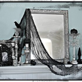 Halloween Haunted Mantel {halloween scenes}