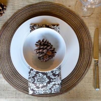 Natural Neutral Thanksgiving Place Setting {Thanksgiving Table}
