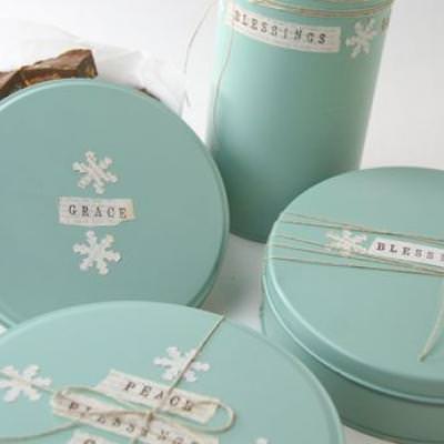 Painted Cookie and Treat Tins {Christmas Cookies}