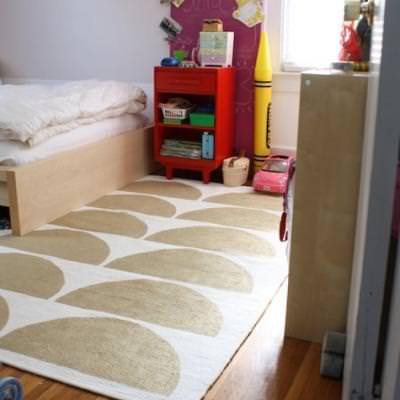 Painted Rug DIY {Rugs}