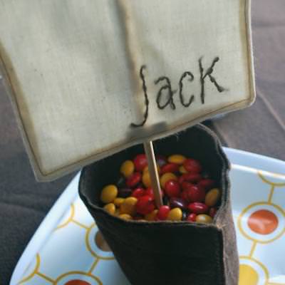 Pilgrim Boat Treat Holder {Pilgrims}