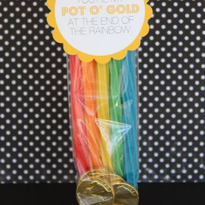 Pot O' Gold St. Patrick's Day Favor {St. Patrick's Day Treats}